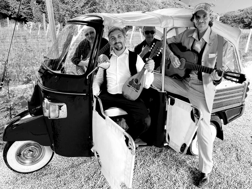 Rua Parthenope Folk Band